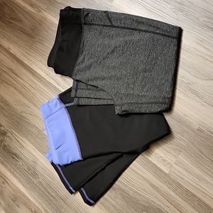 Xersion 2 Pairs of Capri Leggings Black Size Large